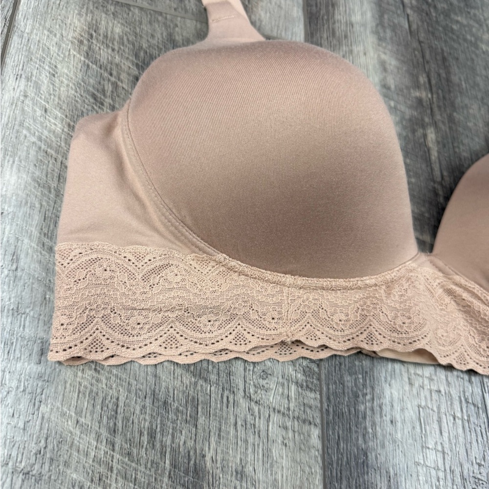 40C Warner’s Tan‎ Wireless Bra - Picture 5 of 12